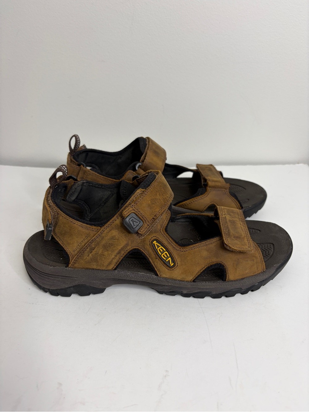 Keen Targhee III Sandals Mens 10 Bison Brown Leather Open Toe Hiking Hybrid